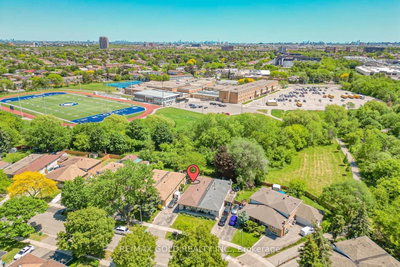 7488 Discus Crescent • Mississauga, ON photo 3
