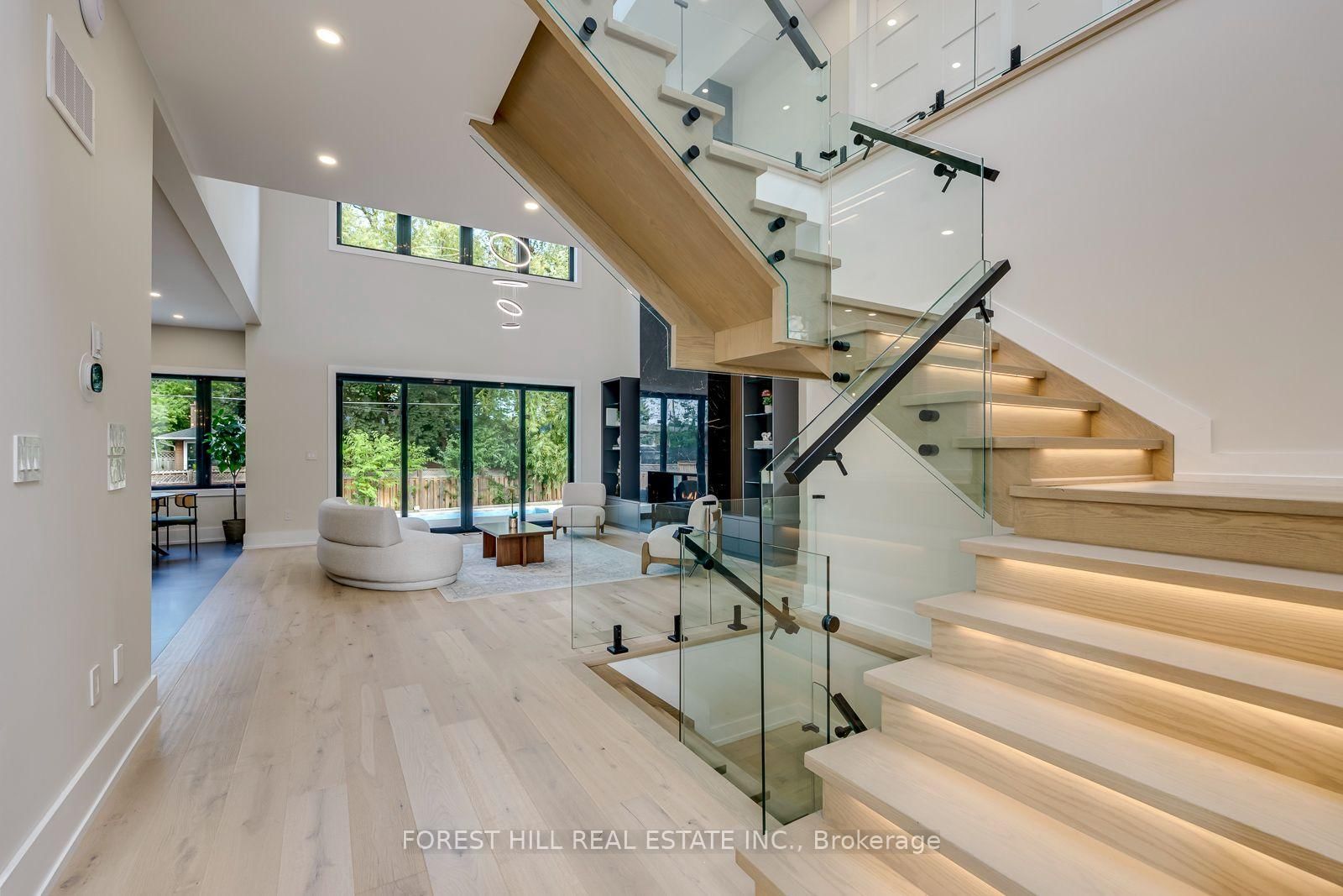 369 Wade Street • Oakville, ON photo 11