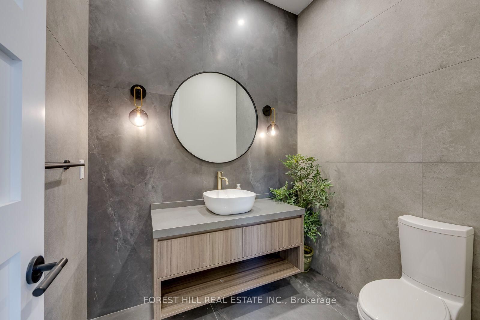369 Wade Street • Oakville, ON photo 21