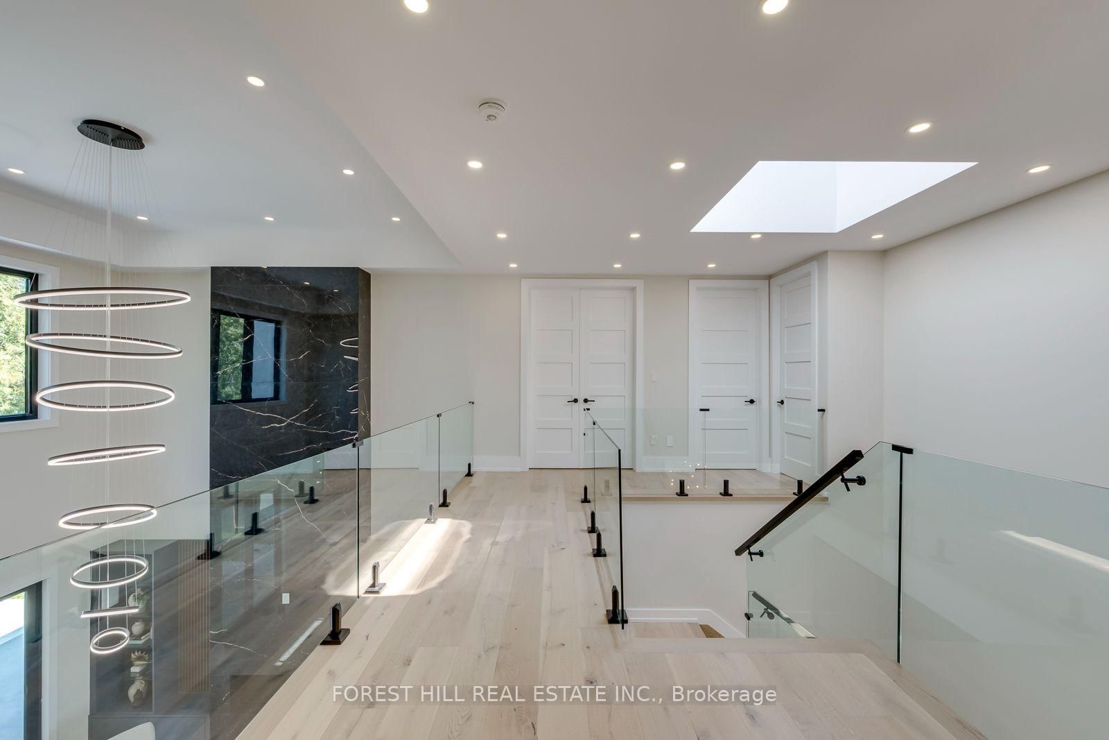 369 Wade Street • Oakville, ON photo 24