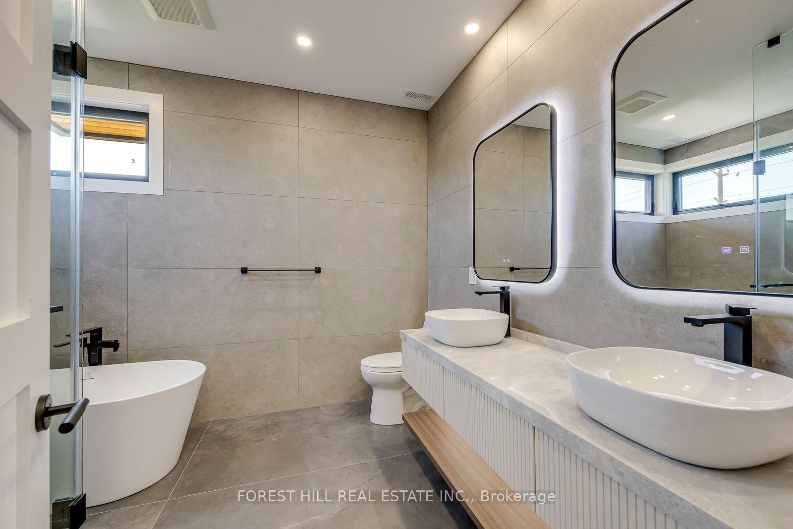 369 Wade Street • Oakville, ON photo 26
