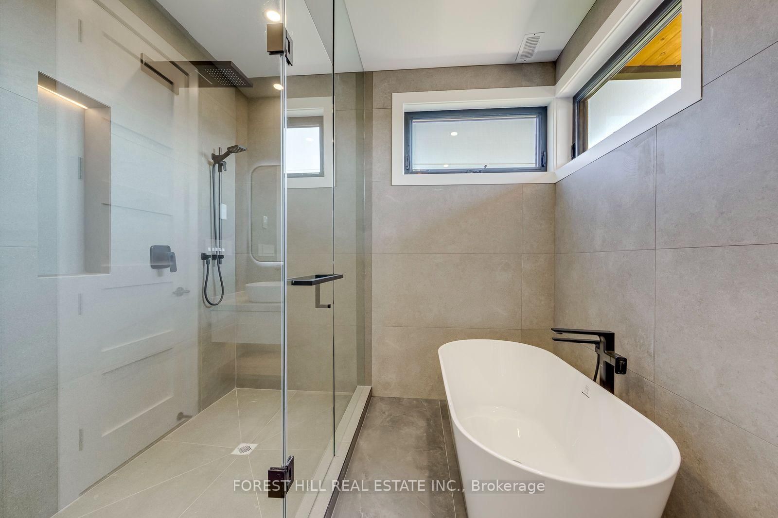 369 Wade Street • Oakville, ON photo 27
