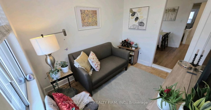 2 - 75 Auburn Avenue