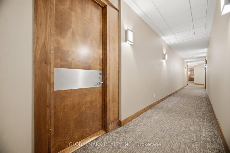 Ph2 - 3880 duke of york Boulevard S
