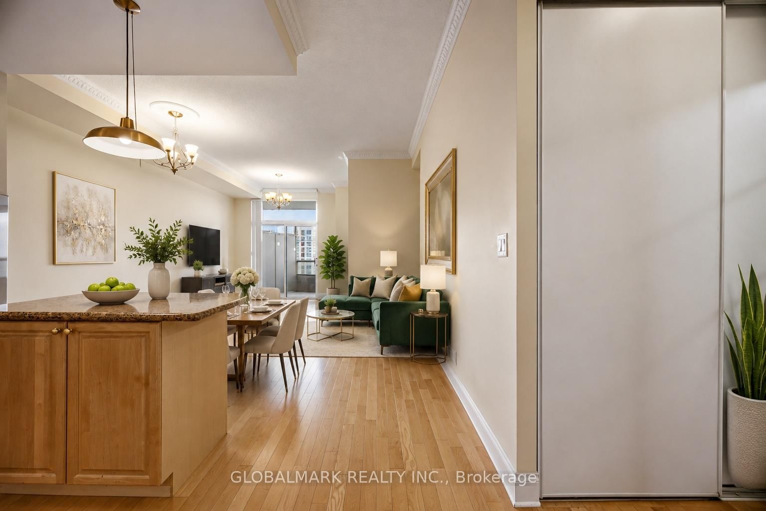 3880 duke of york Boulevard S • #Ph2 • Mississauga, ON photo 6