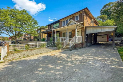 3 Hilldale Road • Toronto, ON photo 2
