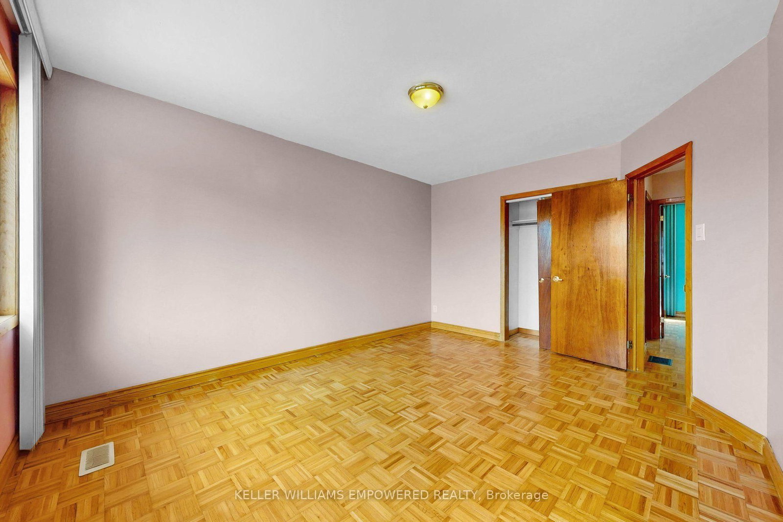 3 Hilldale Road • Toronto, ON photo 21