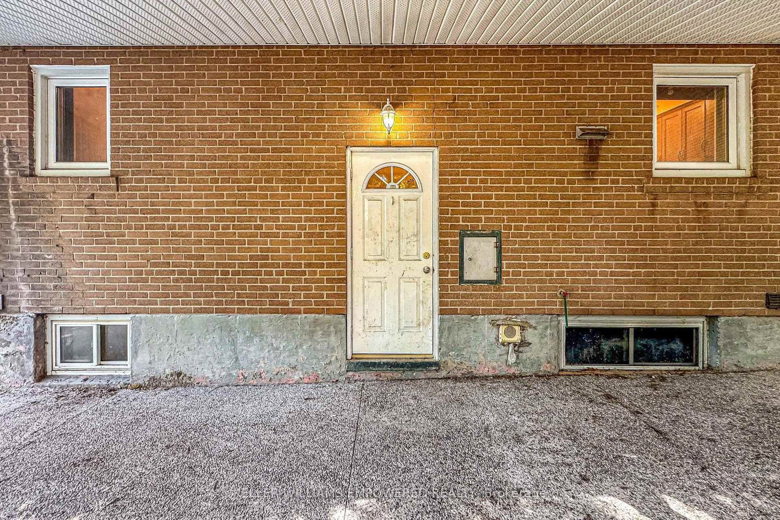 3 Hilldale Road • Toronto, ON photo 38