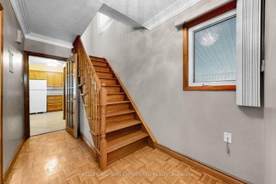 3 Hilldale Road • Toronto, ON photo 5