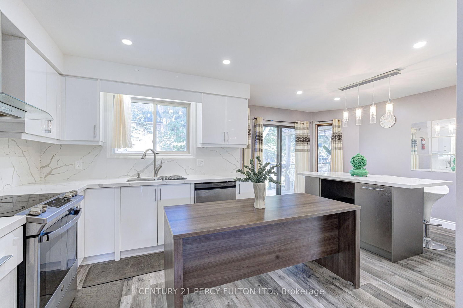 1042 Wetherby Lane • Mississauga, ON photo 14