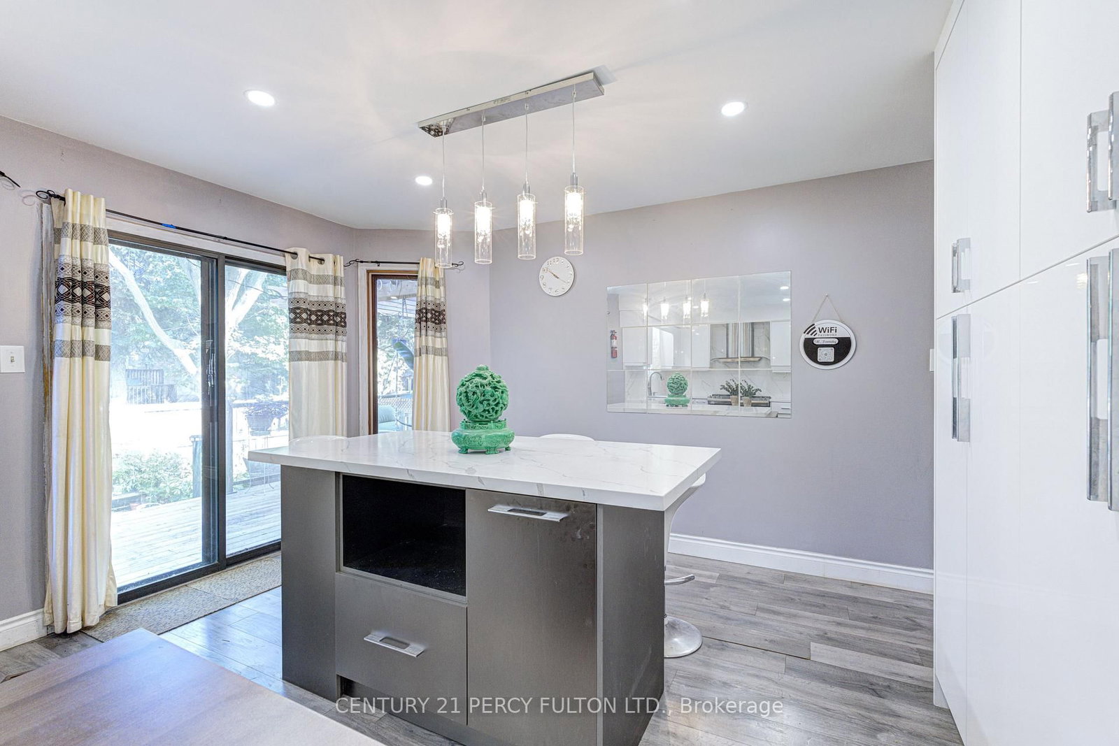 1042 Wetherby Lane • Mississauga, ON photo 18