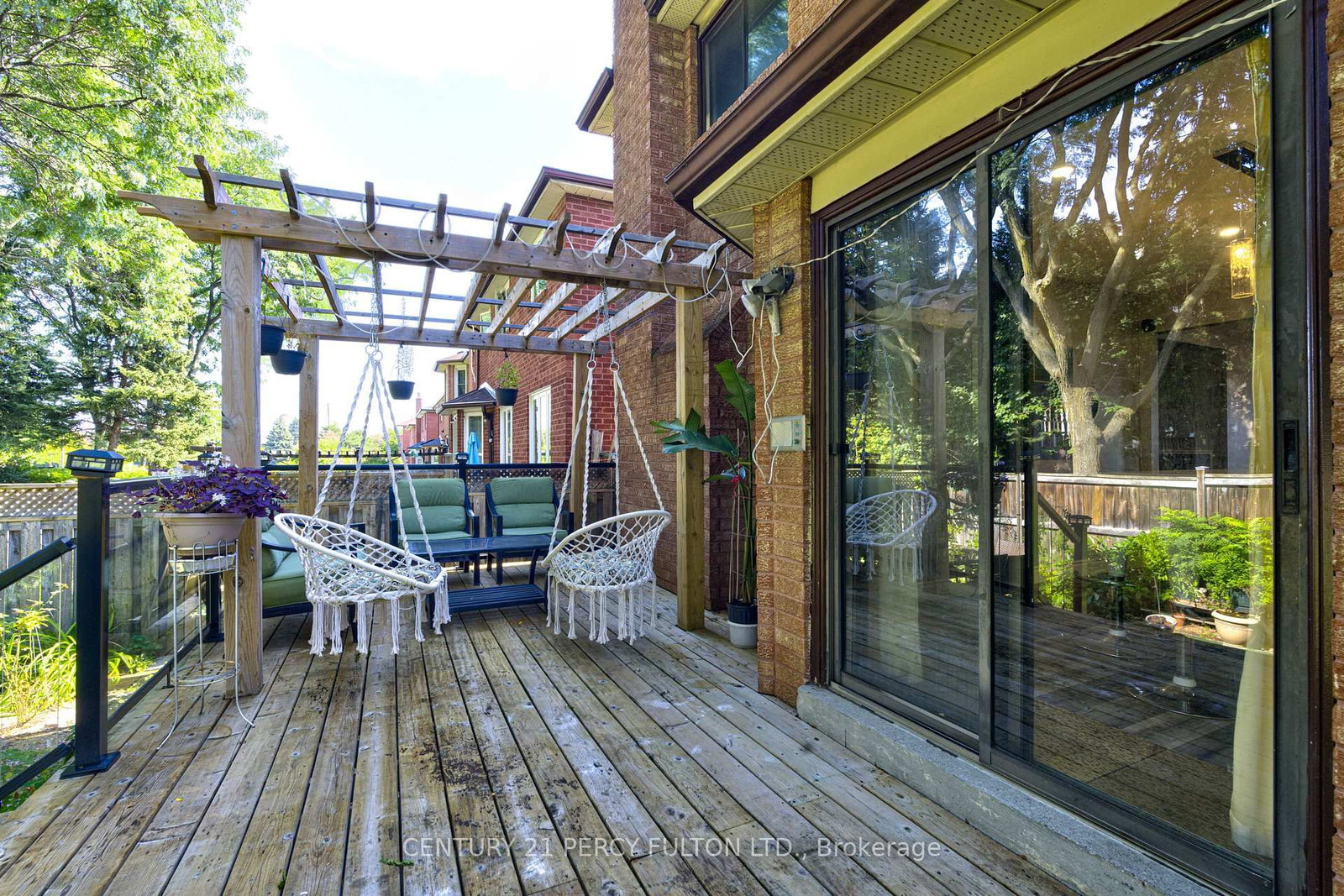 1042 Wetherby Lane • Mississauga, ON photo 37