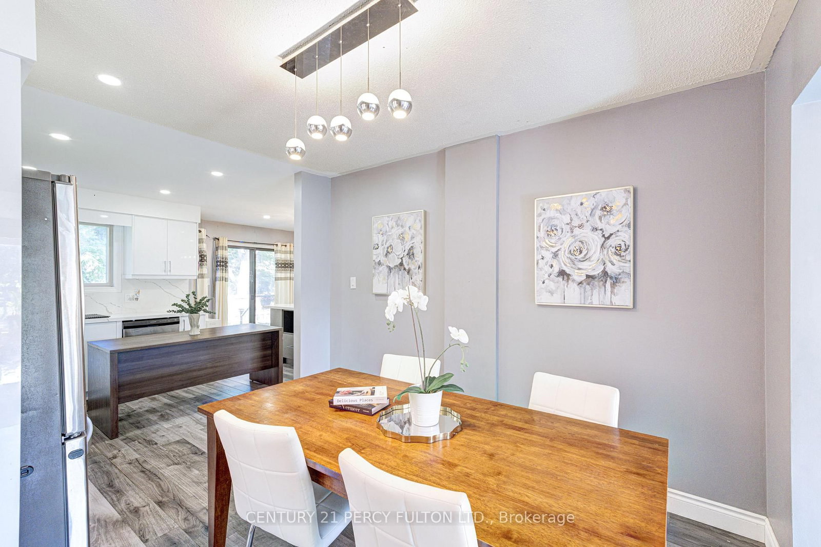 1042 Wetherby Lane • Mississauga, ON photo 9