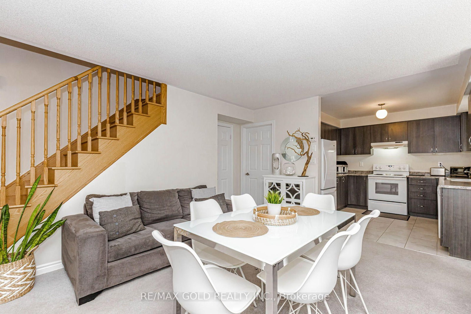 200 Veterans Drive • ## 40 • Brampton, ON photo 9