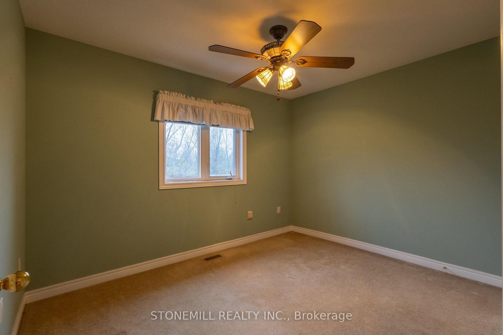 4066 Medland Drive • Burlington, ON photo 22