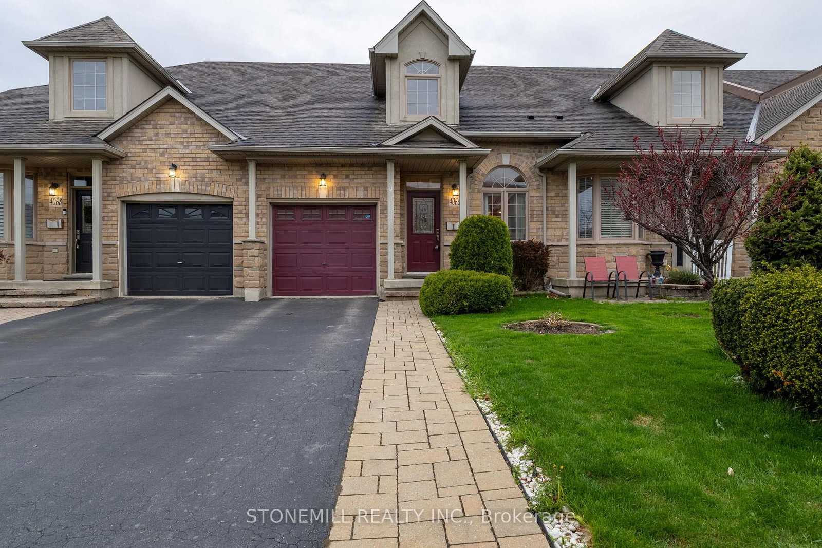 4066 Medland Drive • Burlington, ON photo 3