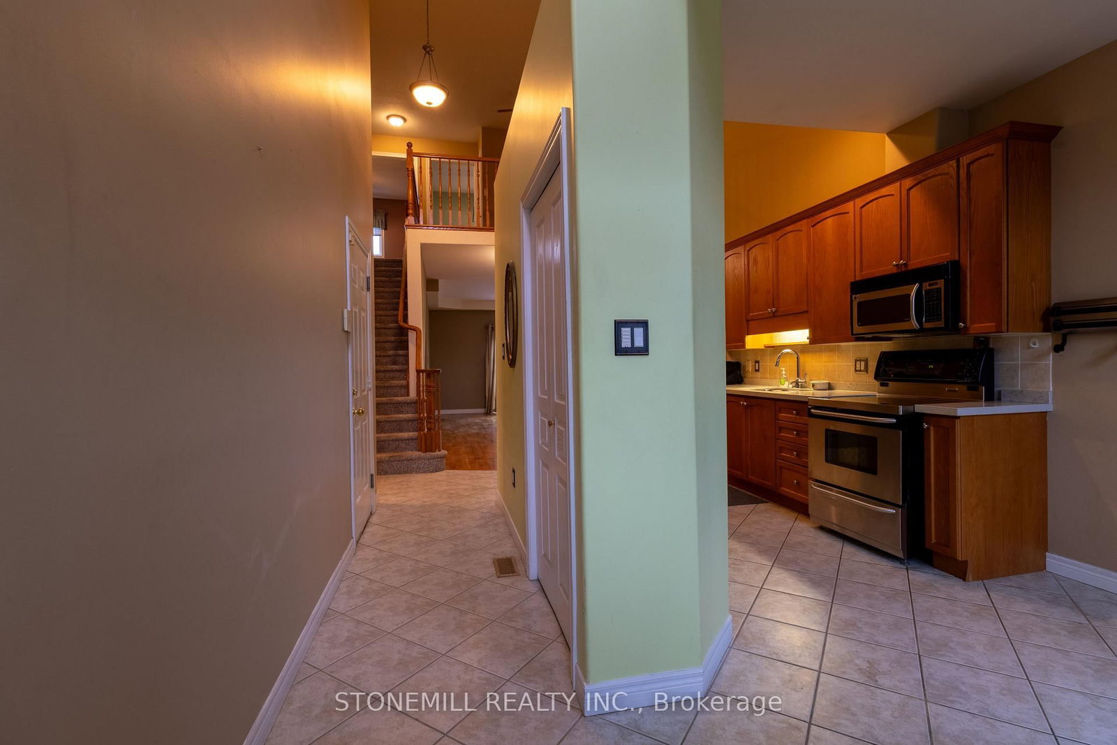 4066 Medland Drive • Burlington, ON photo 5