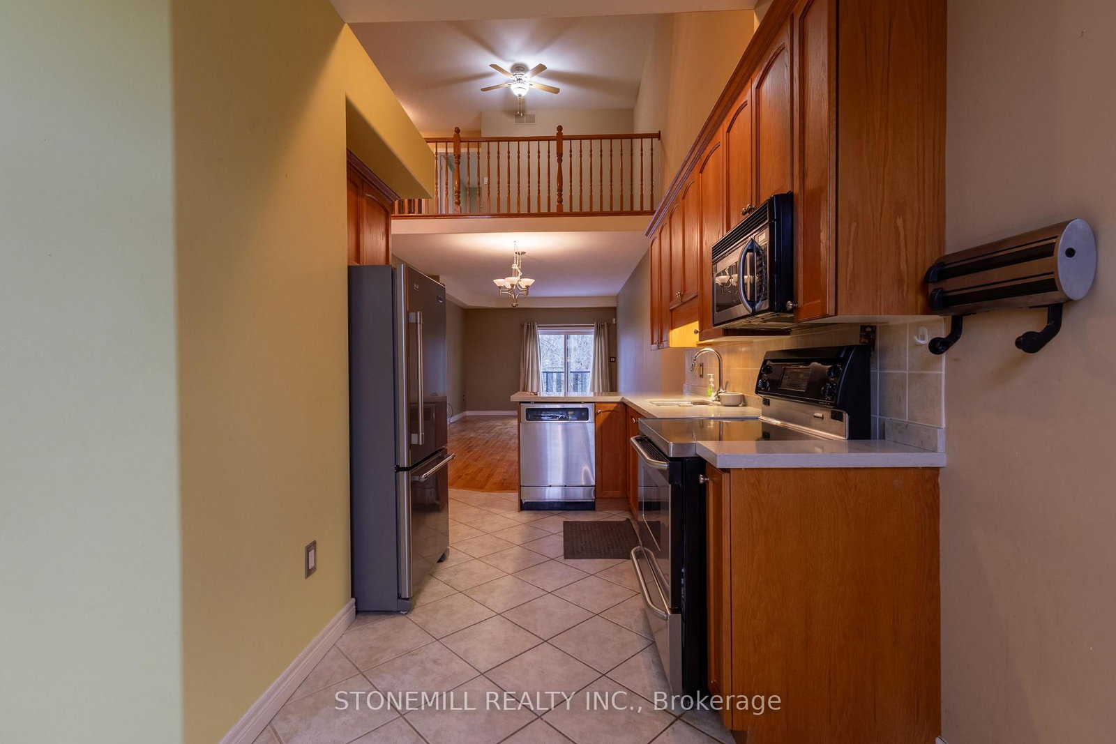 4066 Medland Drive • Burlington, ON photo 7