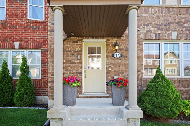 17 Crossbill Road