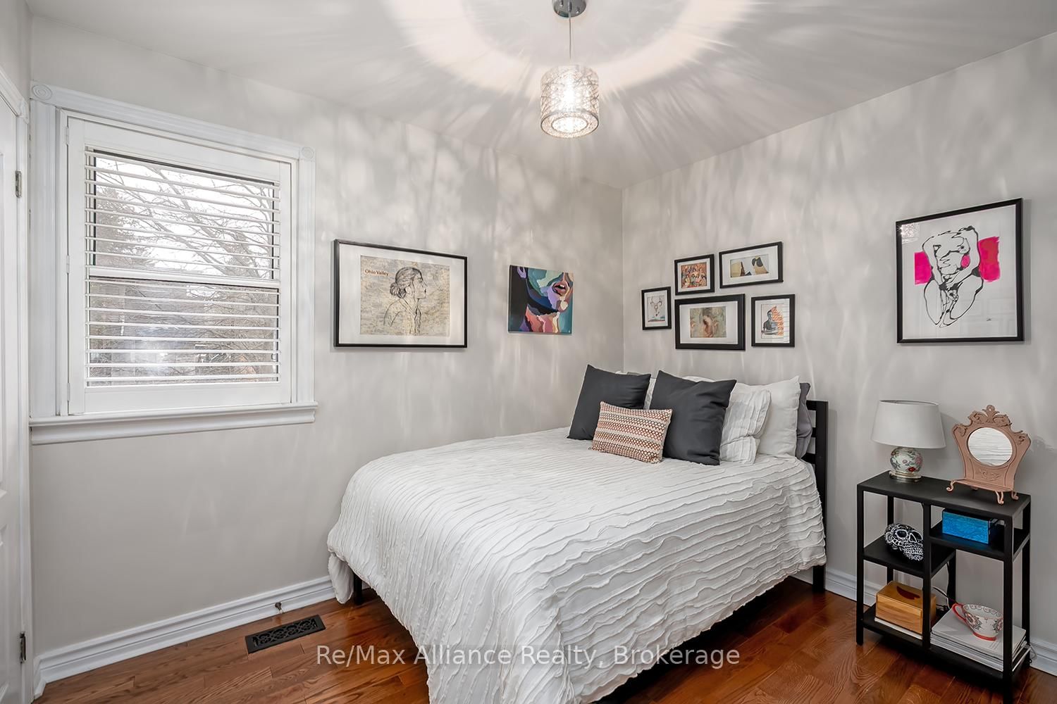 183 Westminster Drive • Oakville, ON photo 27