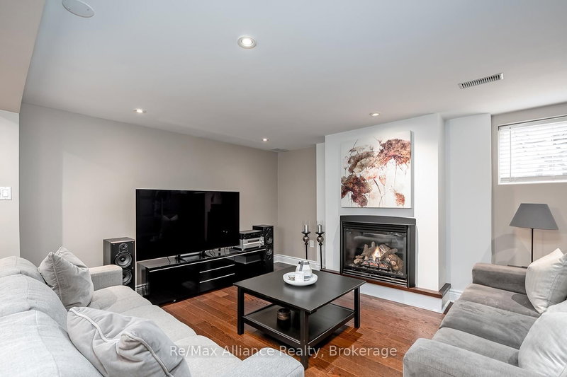 183 Westminster Oakville,ON L6L 4H8 — Photo 28
