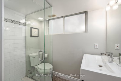 183 Westminster Oakville,ON L6L 4H8 — Photo 31