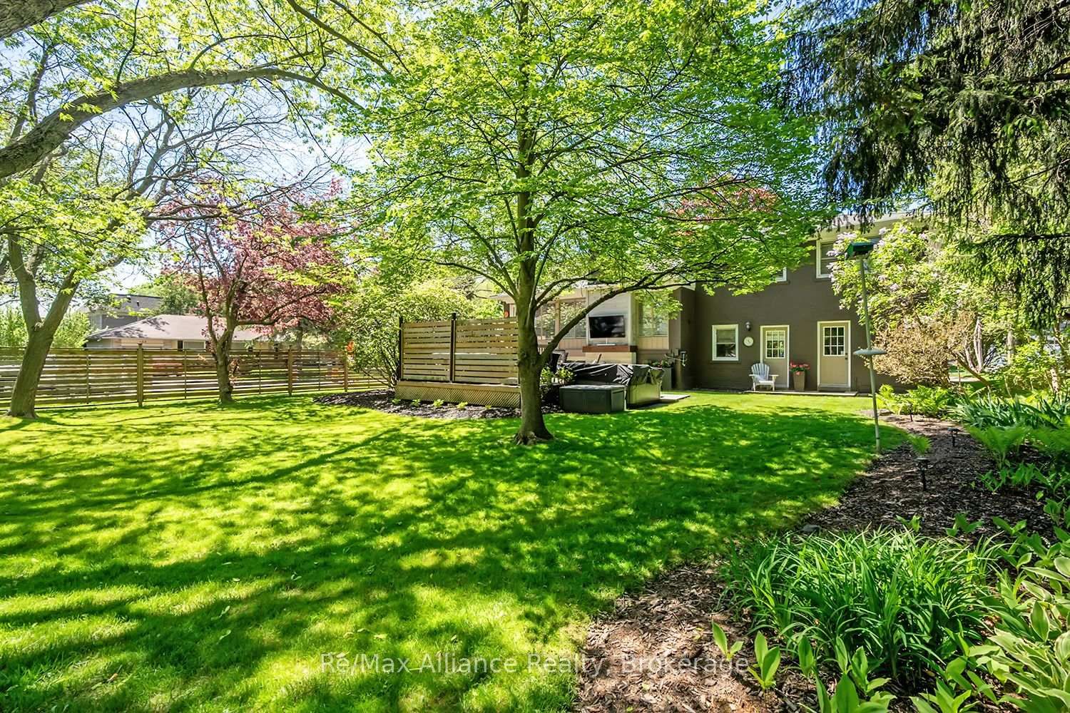 183 Westminster Drive • Oakville, ON photo 41