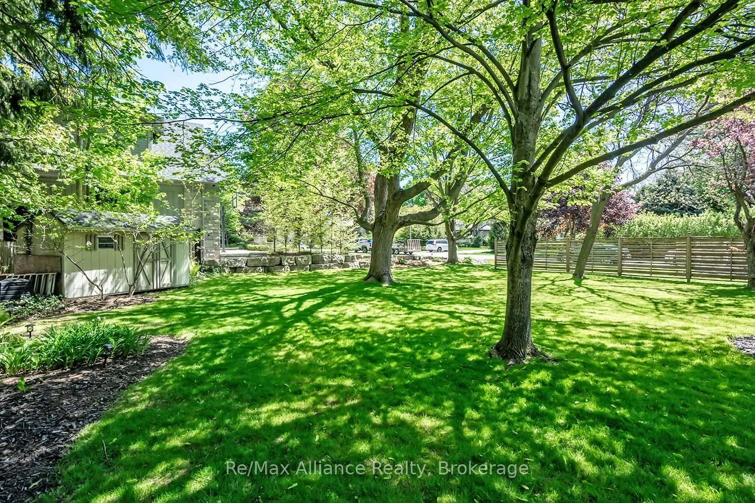 183 Westminster Drive • Oakville, ON photo 42