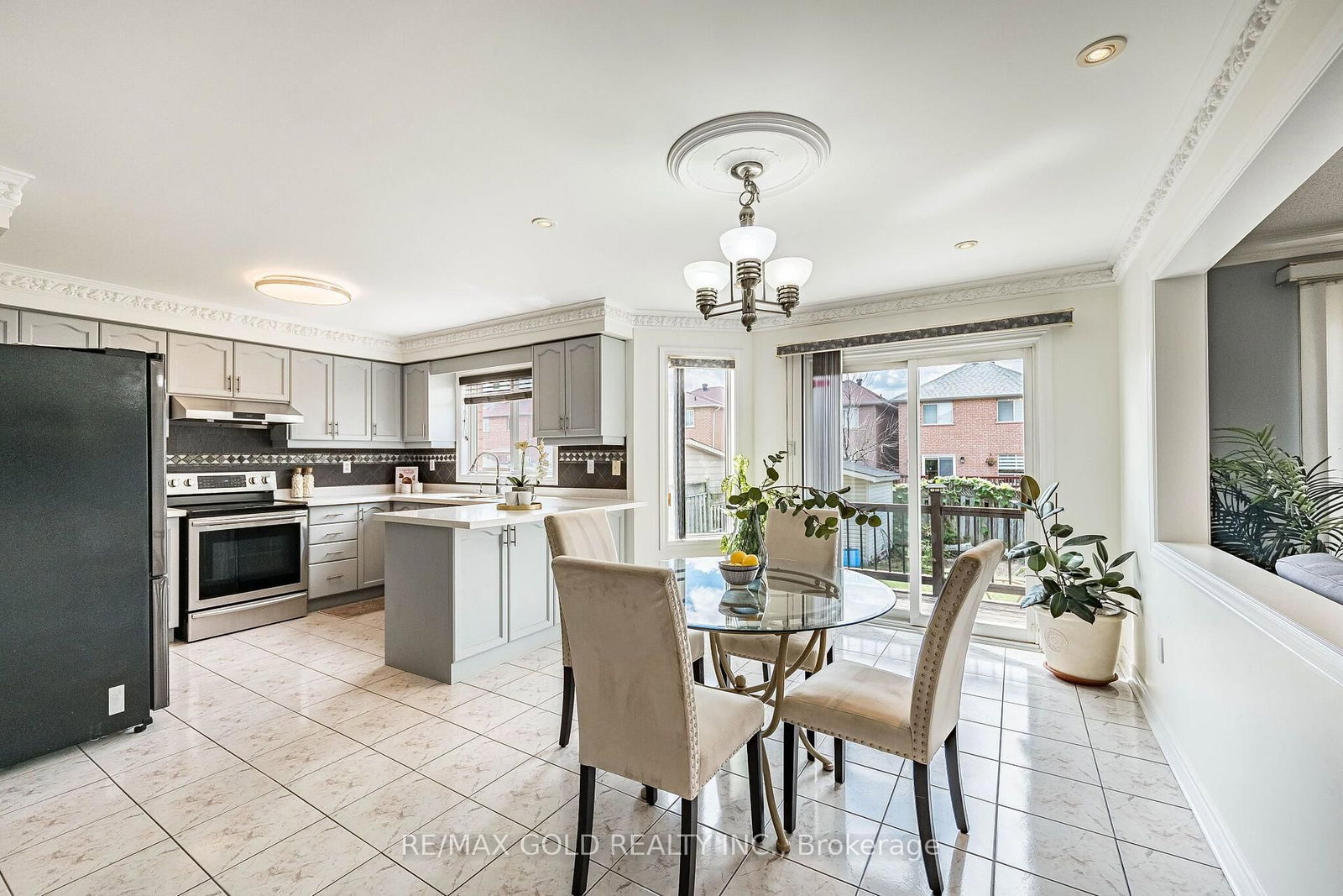 58 Springtown Trail • Brampton, ON photo 14