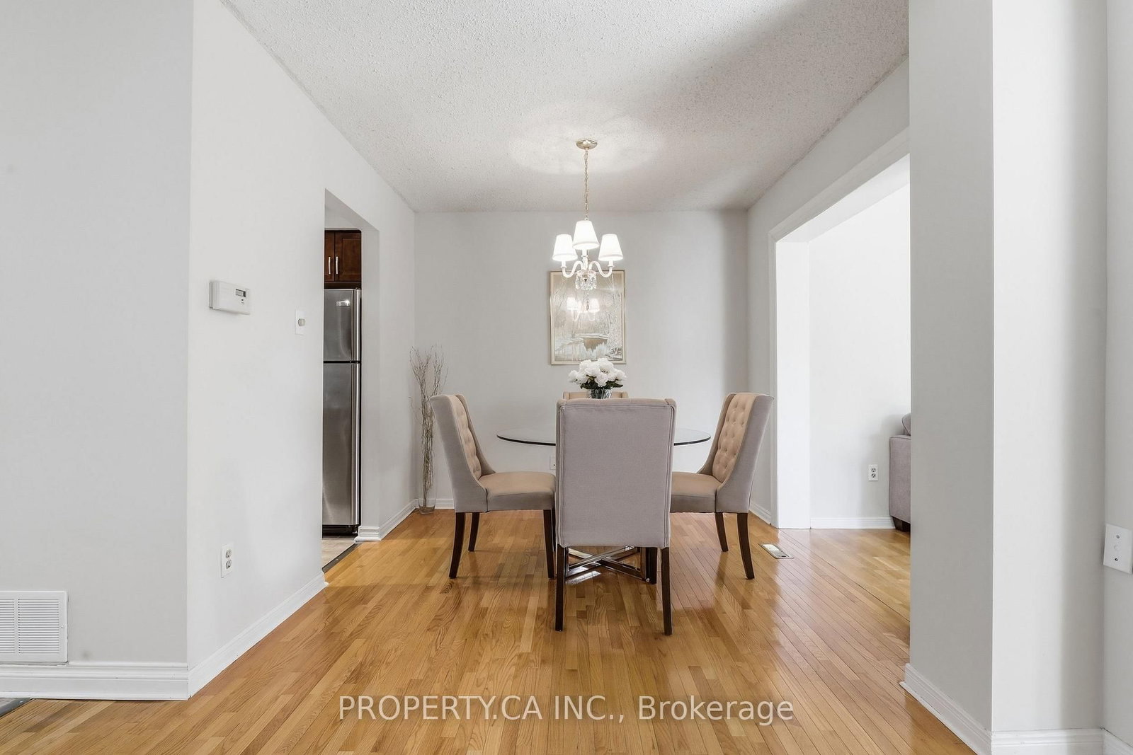 35 Lakecrest Trail • Brampton, ON photo 10