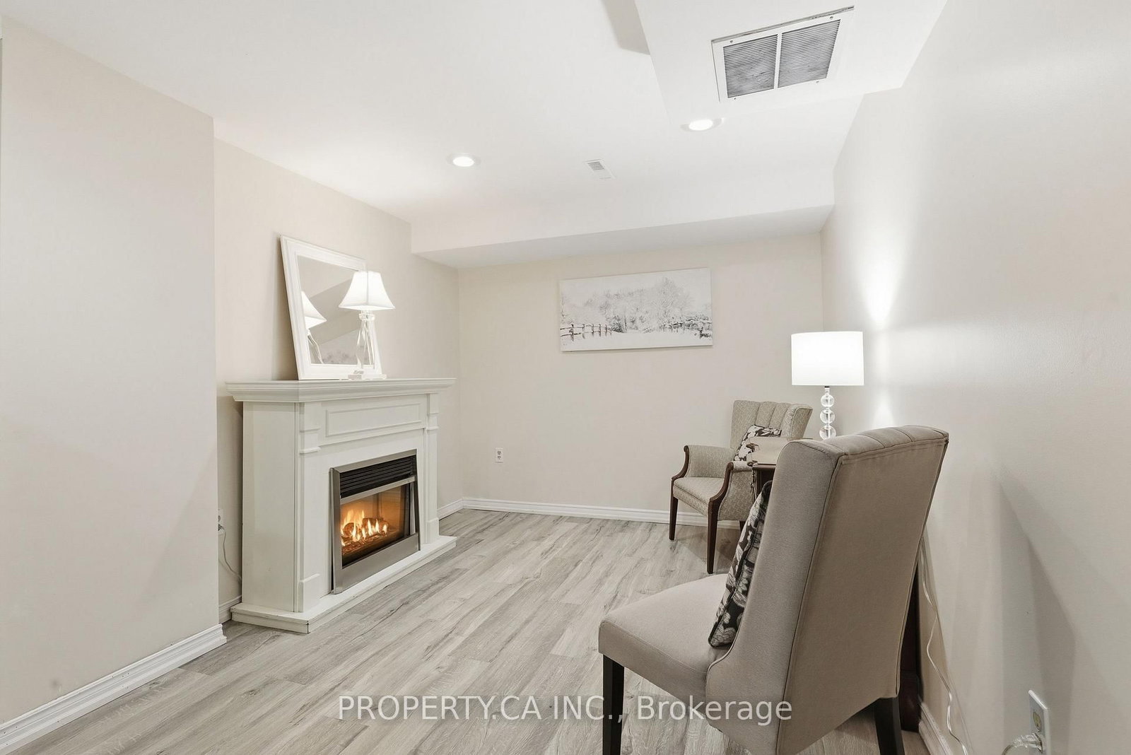 35 Lakecrest Trail • Brampton, ON photo 21