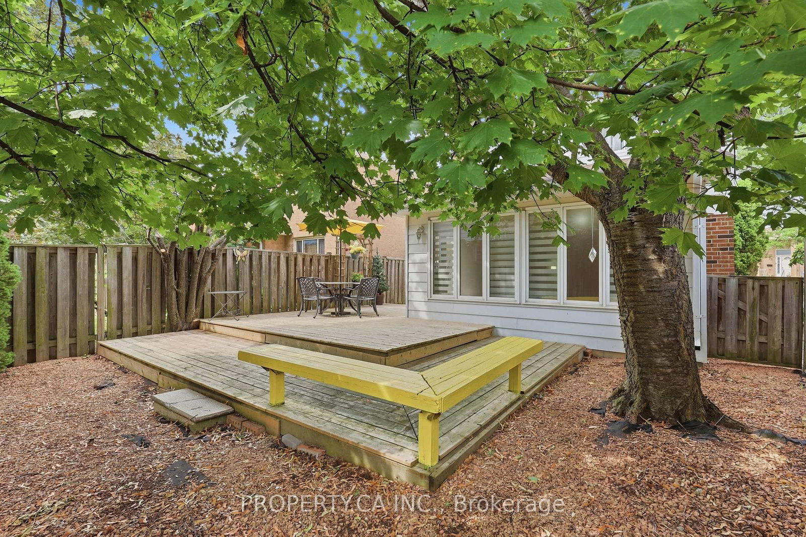 35 Lakecrest Trail • Brampton, ON photo 27