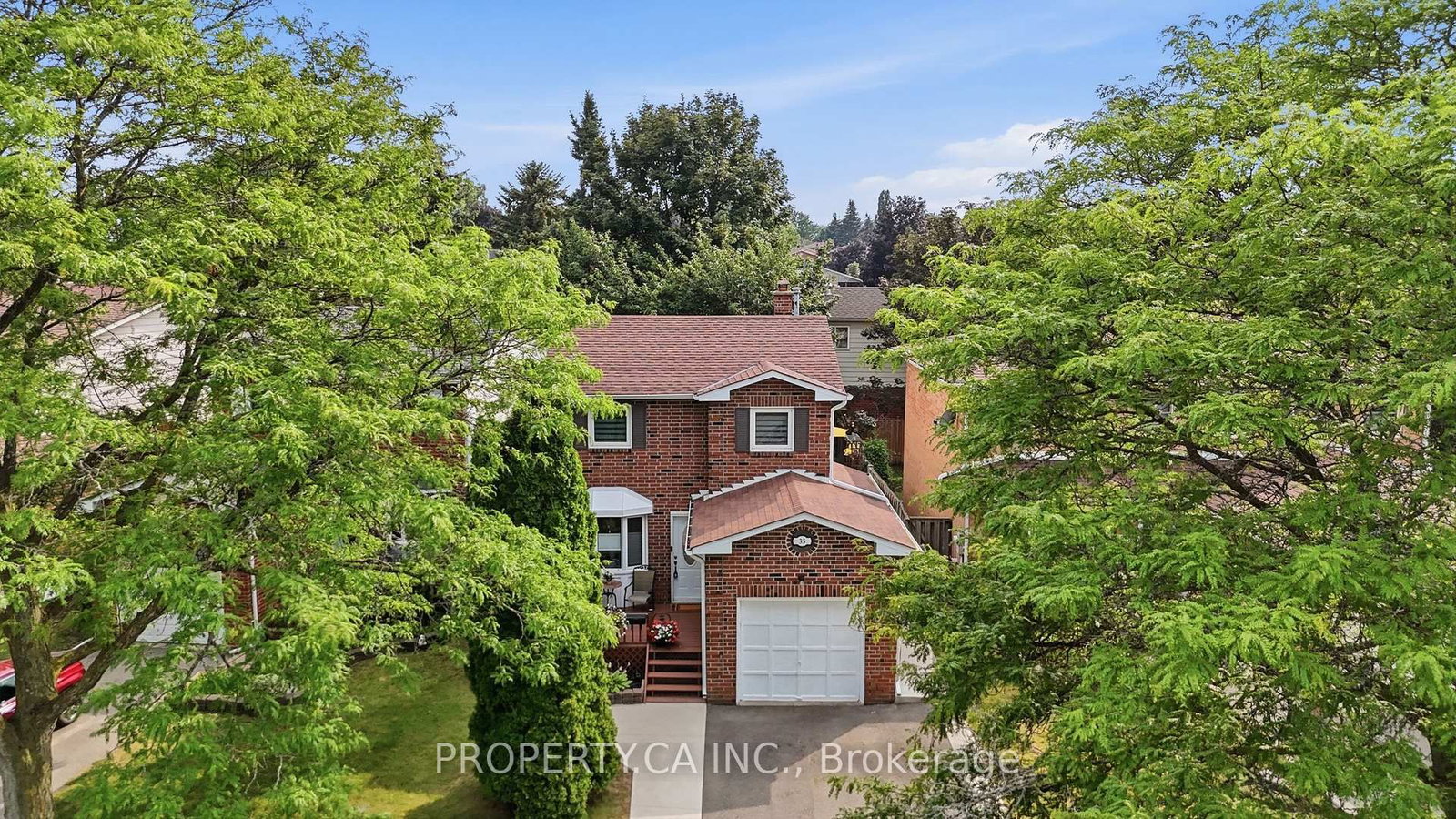 35 Lakecrest Trail • Brampton, ON photo 31