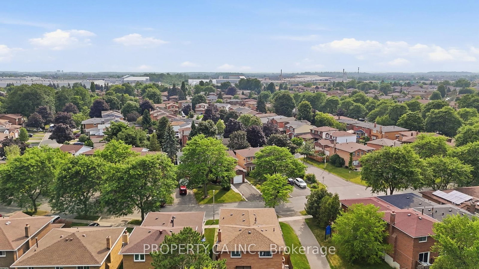 35 Lakecrest Trail • Brampton, ON photo 32