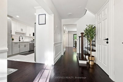 3029 Oslo Crescent • Mississauga, ON photo 7