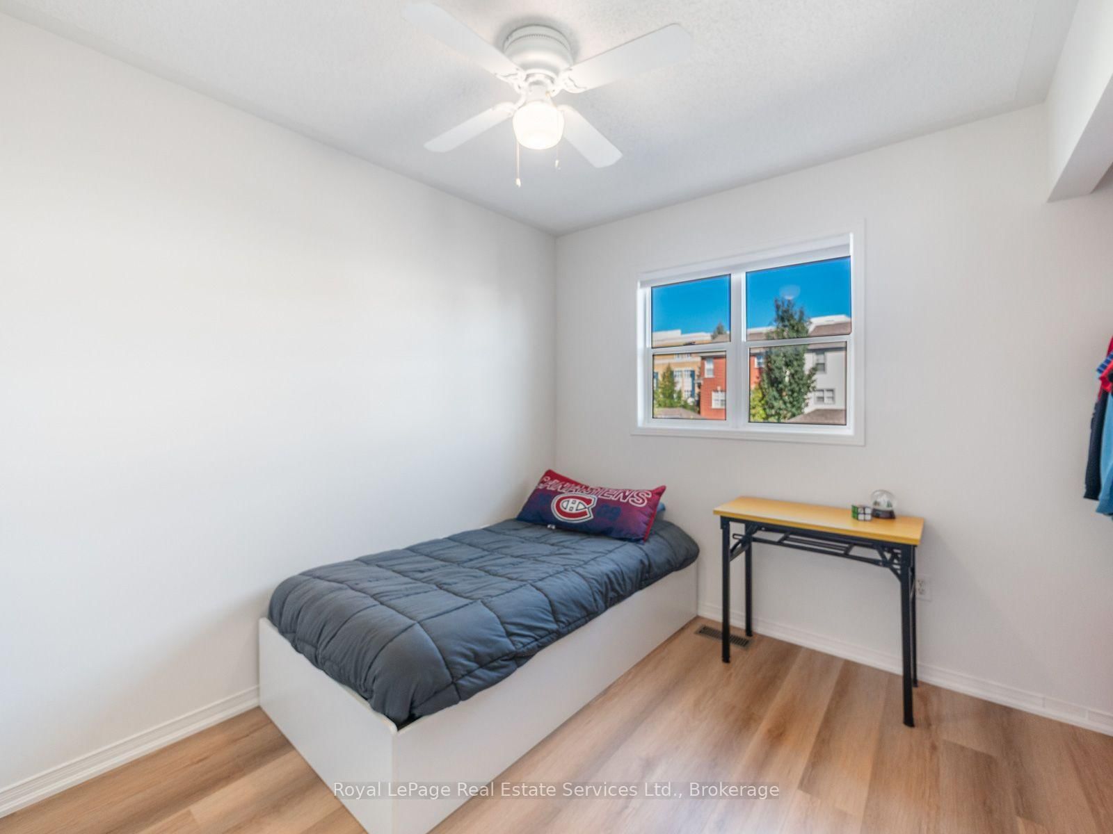 205 Littlewood Drive • Oakville, ON photo 22