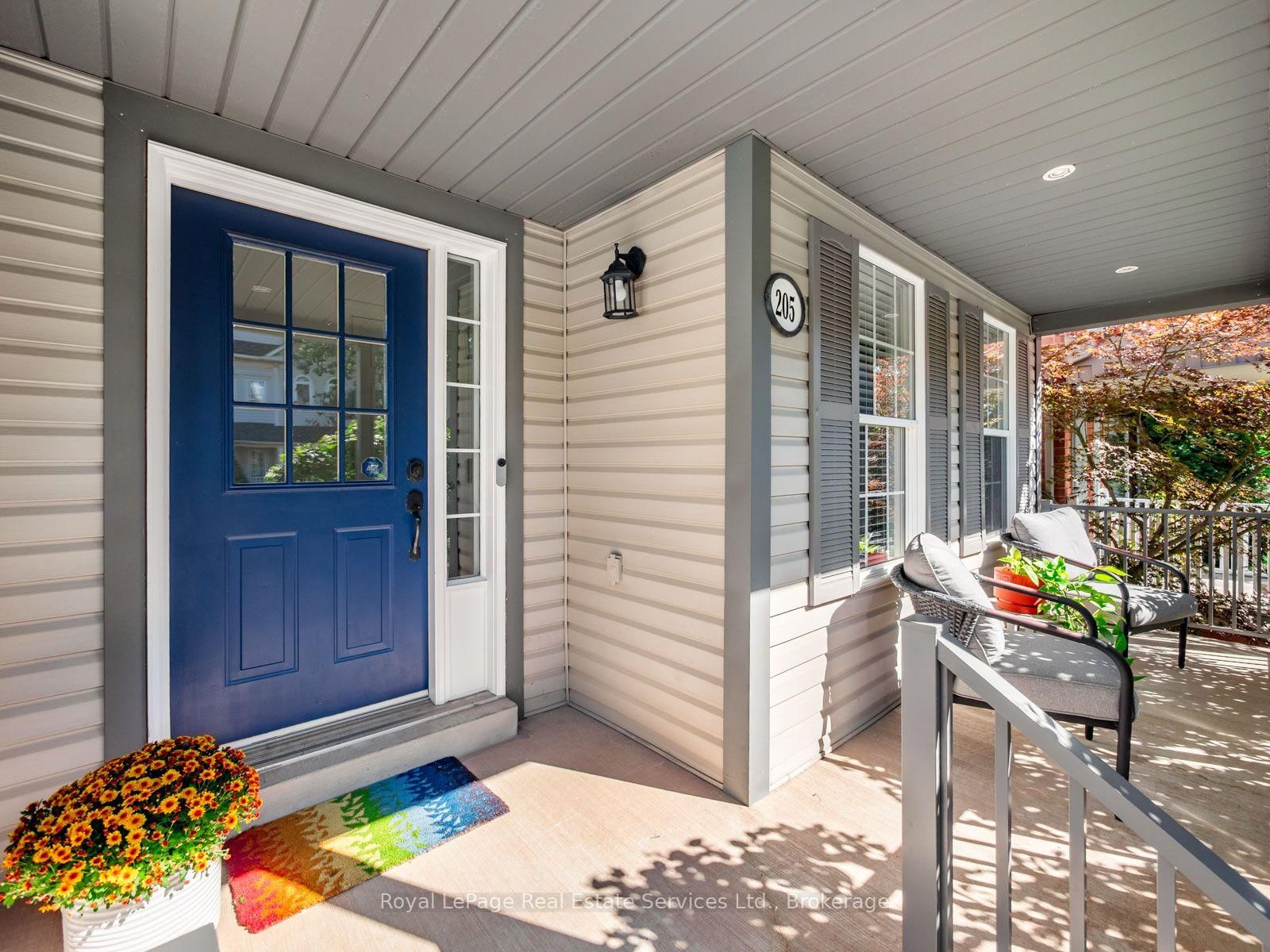 205 Littlewood Drive • Oakville, ON photo 4
