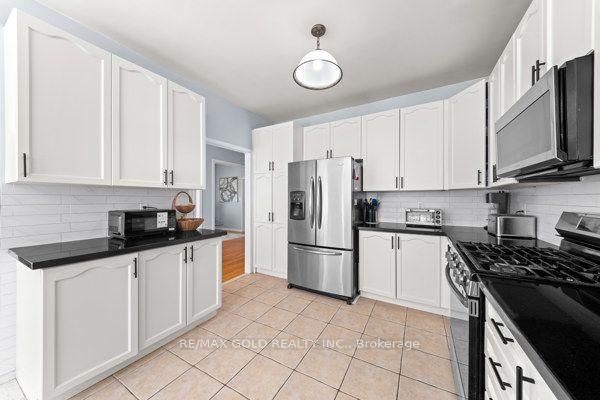 14 Beckenham Road • Brampton, ON photo 16