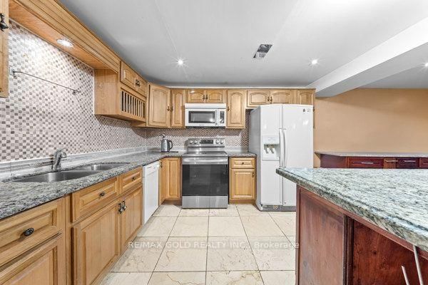 14 Beckenham Road • Brampton, ON photo 45