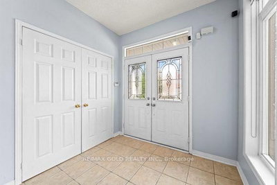 14 Beckenham Road • Brampton, ON photo 6