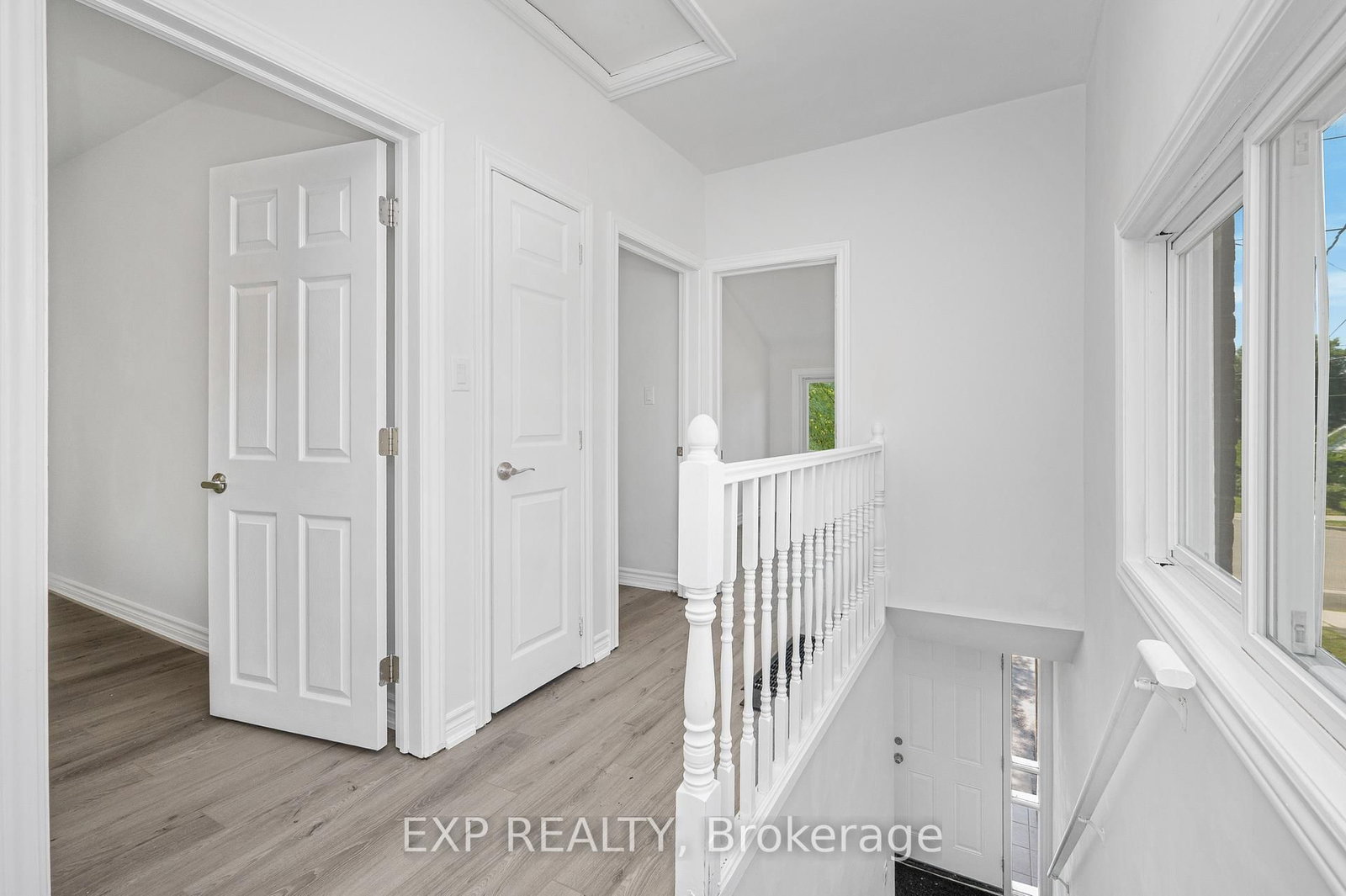 132 Heslop Road • Milton, ON photo 20