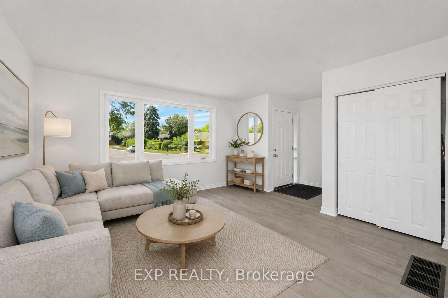 132 Heslop Road • Milton, ON photo 9