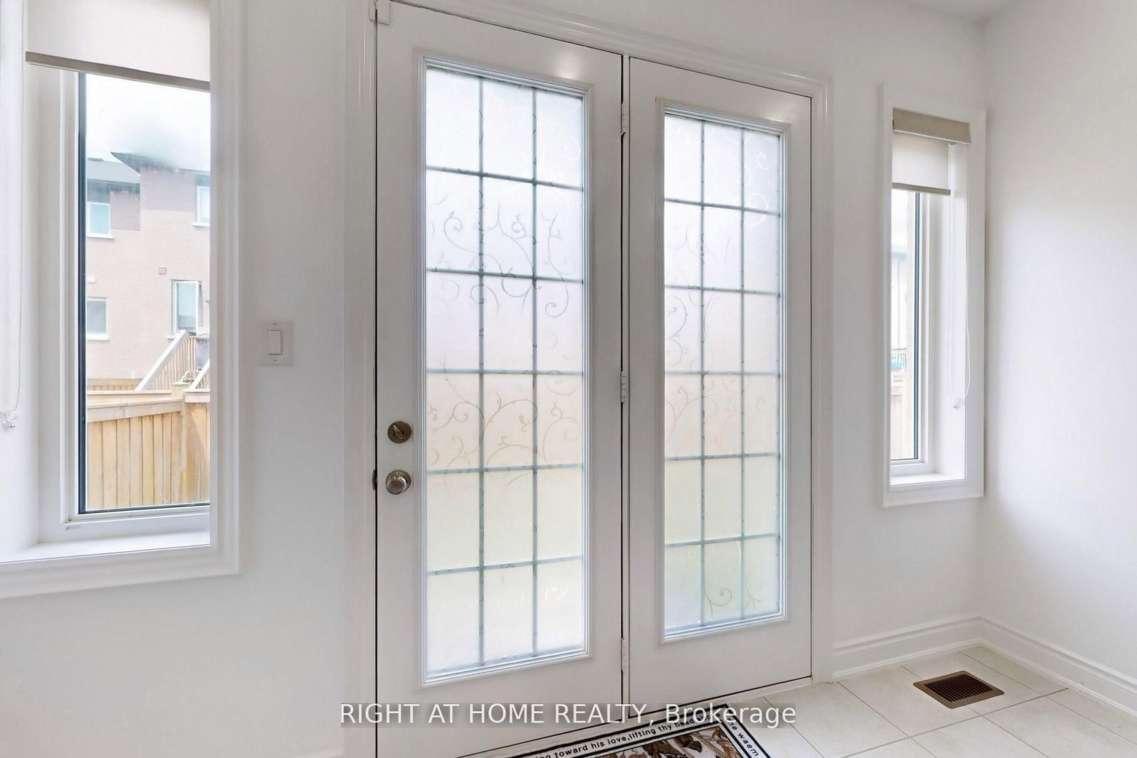 423 Grindstone Trail • Oakville, ON photo 15
