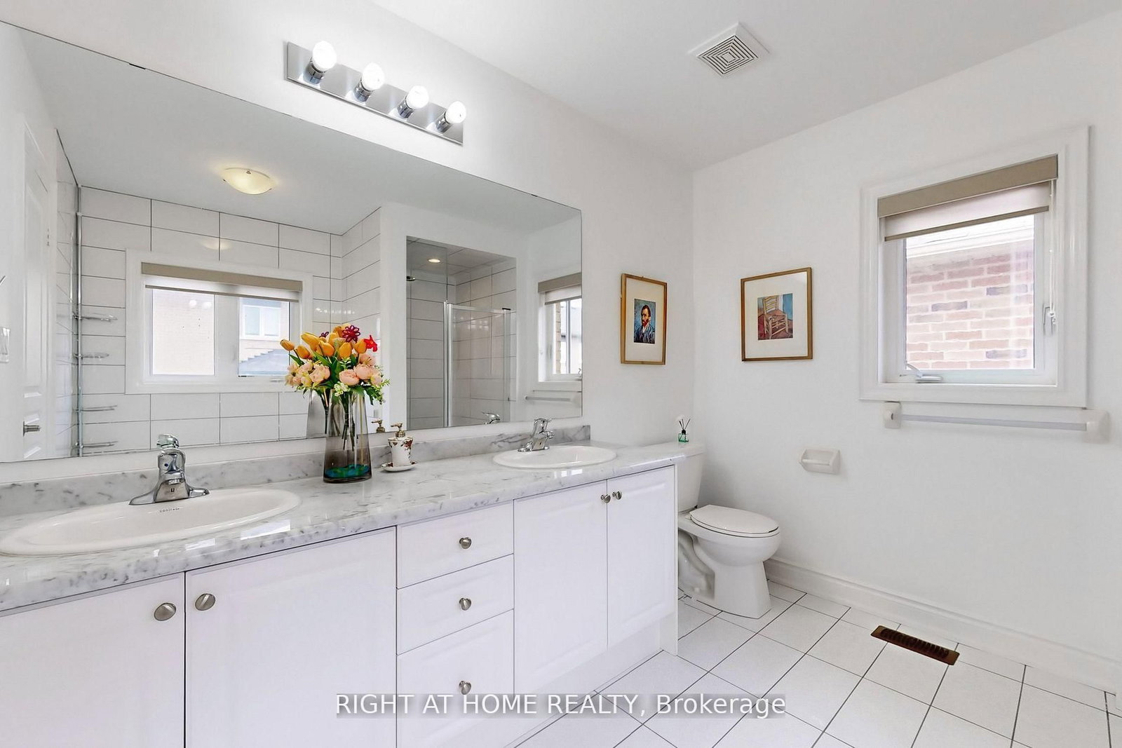 423 Grindstone Trail • Oakville, ON photo 24