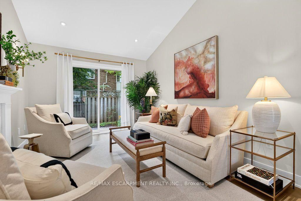 2435 Woodward Avenue • #5 • Burlington, ON photo 14
