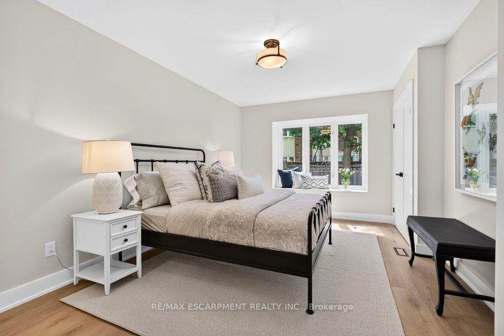 2435 Woodward Avenue • #5 • Burlington, ON photo 17