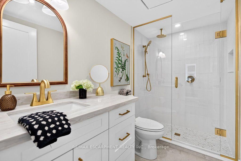2435 Woodward Avenue • #5 • Burlington, ON photo 18