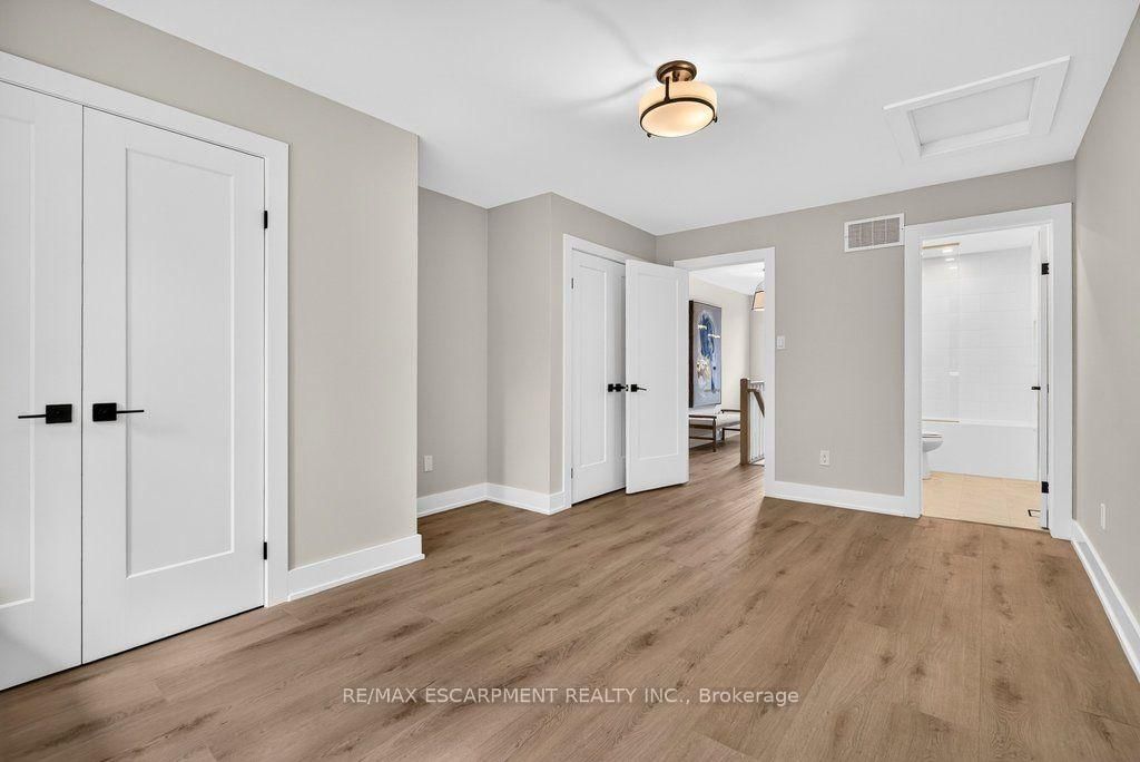 2435 Woodward Avenue • #5 • Burlington, ON photo 25