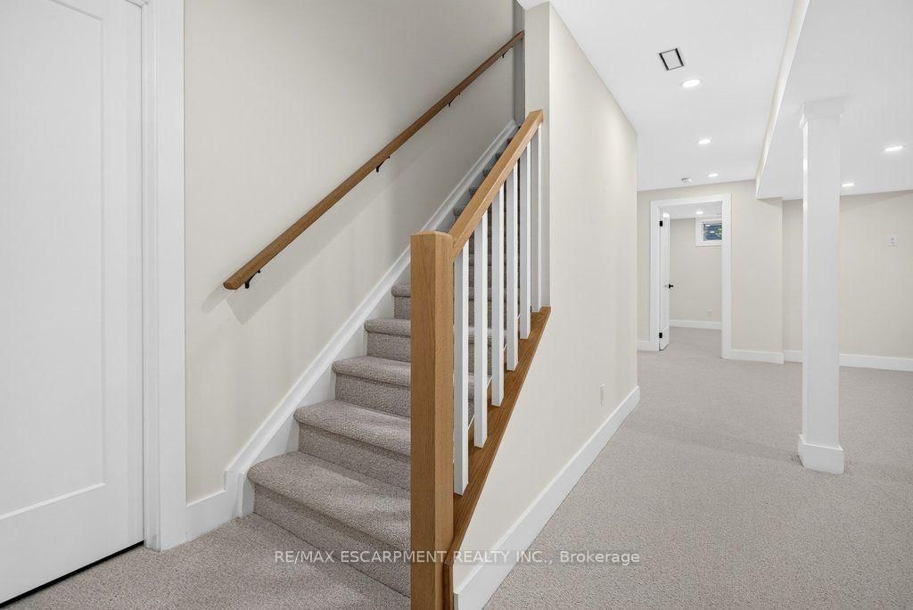 2435 Woodward Avenue • #5 • Burlington, ON photo 27