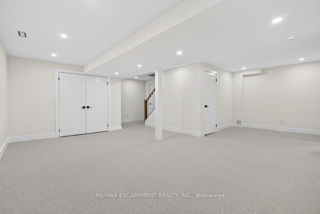 2435 Woodward Avenue • #5 • Burlington, ON photo 29